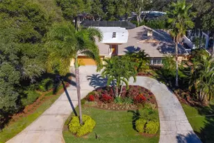 1247 Monticello Blvd N, Saint Petersburg, FL 33703 - Photo 3