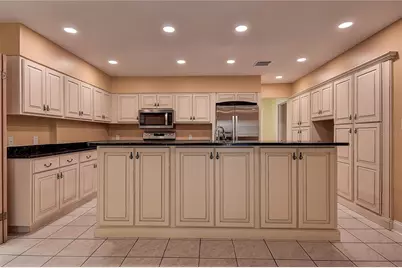 1247 Monticello Boulevard N, Saint Petersburg, FL 33703 - Photo 21