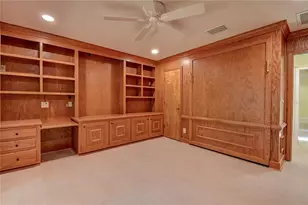 1247 Monticello Blvd N, Saint Petersburg, FL 33703 - Photo 9