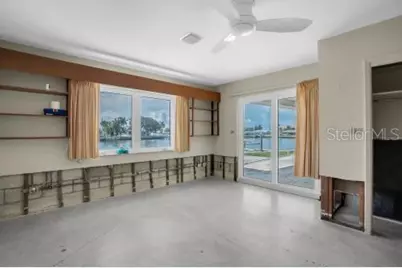 6505 Debbie Lane S, Saint Petersburg, FL 33707 - Photo 23