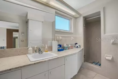 6505 Debbie Lane S, Saint Petersburg, FL 33707 - Photo 21
