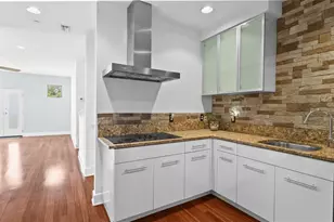 212 S Moody Ave, Tampa, FL 33609 - Photo 11