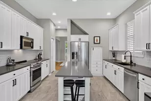 9830 W Park Village Dr, Tampa, FL 33626 - Photo 19