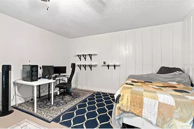 2609 Auburn Avenue W, Tampa, FL 33614 - Photo 11