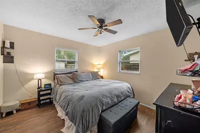 11199 Temple Avenue, Seminole, FL 33772 - Photo 19