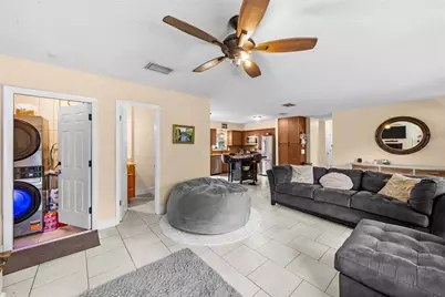 11199 Temple Avenue, Seminole, FL 33772 - Photo 9