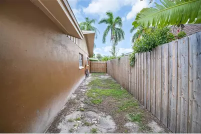 2374 Covington Drive, Clearwater, FL 33763 - Photo 7
