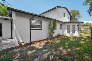 1810 Maryland Ave NE, Saint Petersburg, FL 33703 - Photo 23
