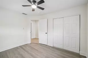 1810 Maryland Ave NE, Saint Petersburg, FL 33703 - Photo 13