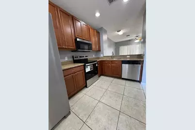 8542 Brushleaf Way, Tampa, FL 33647 - Photo 7