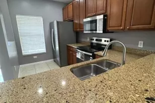 8542 Brushleaf Way, Tampa, FL 33647 - Photo 5