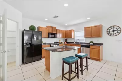 4652 Chatterton Way, Riverview, FL 33578 - Photo 9