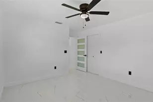 3017 Bayshore Dr, Spring Hill, FL 34608 - Photo 21