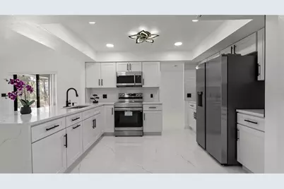 3017 Bayshore Drive, Spring Hill, FL 34608 - Photo 11