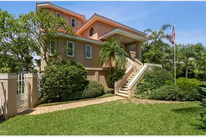 205 6th Street E, Tierra Verde, FL 33715 - Photo 73