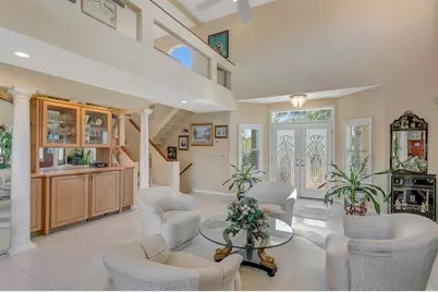 205 6th Street E, Tierra Verde, FL 33715 - Photo 11
