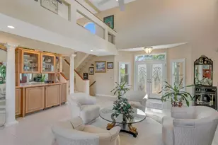 205 6th St E, Tierra Verde, FL 33715 - Photo 11