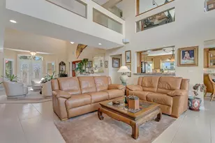 205 6th St E, Tierra Verde, FL 33715 - Photo 15