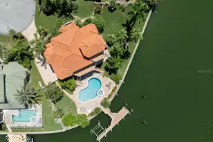 205 6th St E, Tierra Verde, FL 33715 - Photo 81