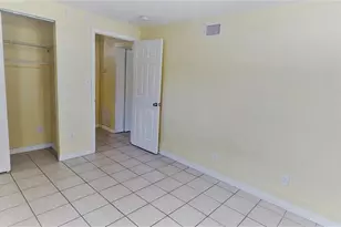 5999 28th St N, Saint Petersburg, FL 33714 - Photo 7