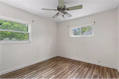 9201 86th Avenue, Seminole, FL 33777 - Photo 11