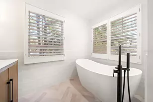 4615 S Esperanza Ave, Tampa, FL 33611 - Photo 19