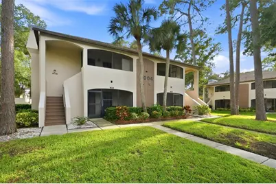 3004 Bonaventure Circle #204, Palm Harbor, FL 34684 - Photo 1
