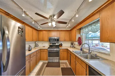 672 Allegheny Drive, Sun City Center, FL 33573 - Photo 21