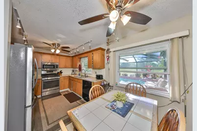 672 Allegheny Drive, Sun City Center, FL 33573 - Photo 19