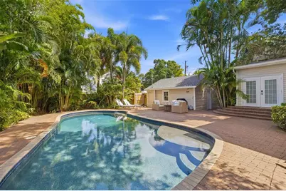 841 24th Avenue N, Saint Petersburg, FL 33704 - Photo 43