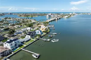7973 Causeway Blvd N, Saint Petersburg, FL 33707 - Photo 7