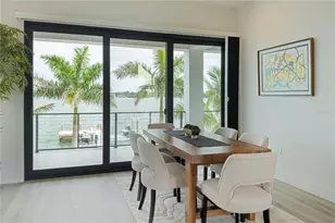 7973 Causeway Blvd N, Saint Petersburg, FL 33707 - Photo 19
