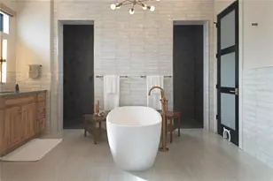 7973 Causeway Blvd N, Saint Petersburg, FL 33707 - Photo 29