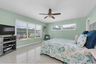 867 Pinellas Point Drive S, Saint Petersburg, FL 33705 - Photo 17