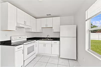 7101 15th Street N, Saint Petersburg, FL 33702 - Photo 7