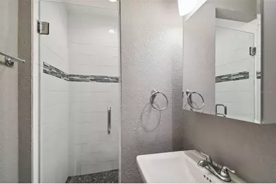 4802 W Longfellow Avenue, Tampa, FL 33629 - Photo 25