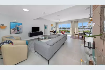 574 Belle Point Drive, Saint Pete Beach, FL 33706 - Photo 9