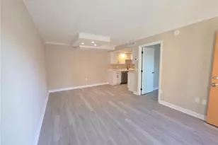 8921 Blind Pass Rd, Saint Pete Beach, FL 33706 - Photo 11