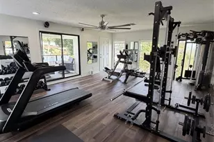 4213 Deepwater Ln, Tampa, FL 33615 - Photo 51