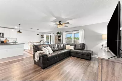 7951 Sail Clover Lane, Zephyrhills, FL 33540 - Photo 17
