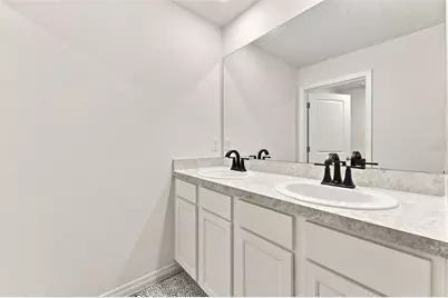 7951 Sail Clover Lane, Zephyrhills, FL 33540 - Photo 31