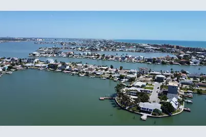 308 173rd Avenue E, North Redington Beach, FL 33708 - Photo 45