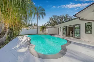 4495 Clearwater Harbor Dr S, Largo, FL 33770 - Photo 35