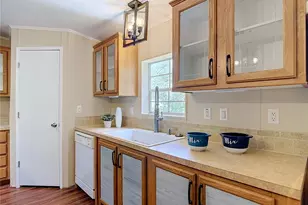 17235 Carlesimo Ave, Spring Hill, FL 34610 - Photo 11