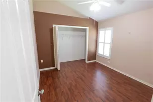 16505 Lake Heather Dr, Tampa, FL 33618 - Photo 19