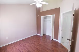 16505 Lake Heather Dr, Tampa, FL 33618 - Photo 17