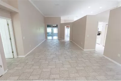 16505 Lake Heather Drive, Tampa, FL 33618 - Photo 11