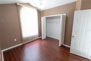 16505 Lake Heather Dr, Tampa, FL 33618 - Photo 39