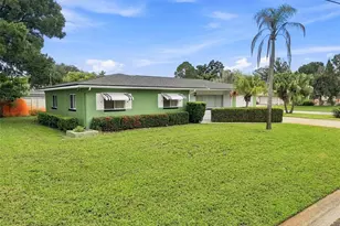 2101 Winchester Rd N, Saint Petersburg, FL 33710 - Photo 3