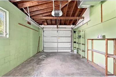 2101 Winchester Road N, Saint Petersburg, FL 33710 - Photo 27